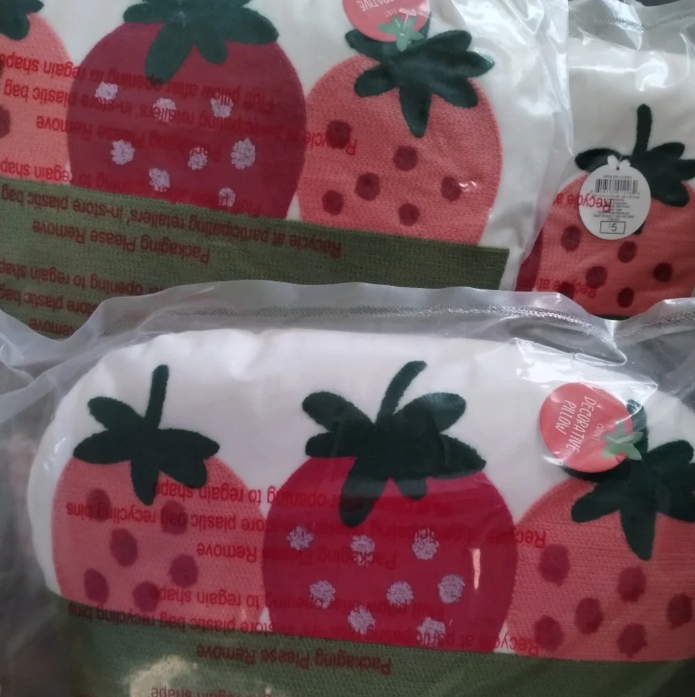 🍓 Target Strawberry Throw Pillow 🍓
